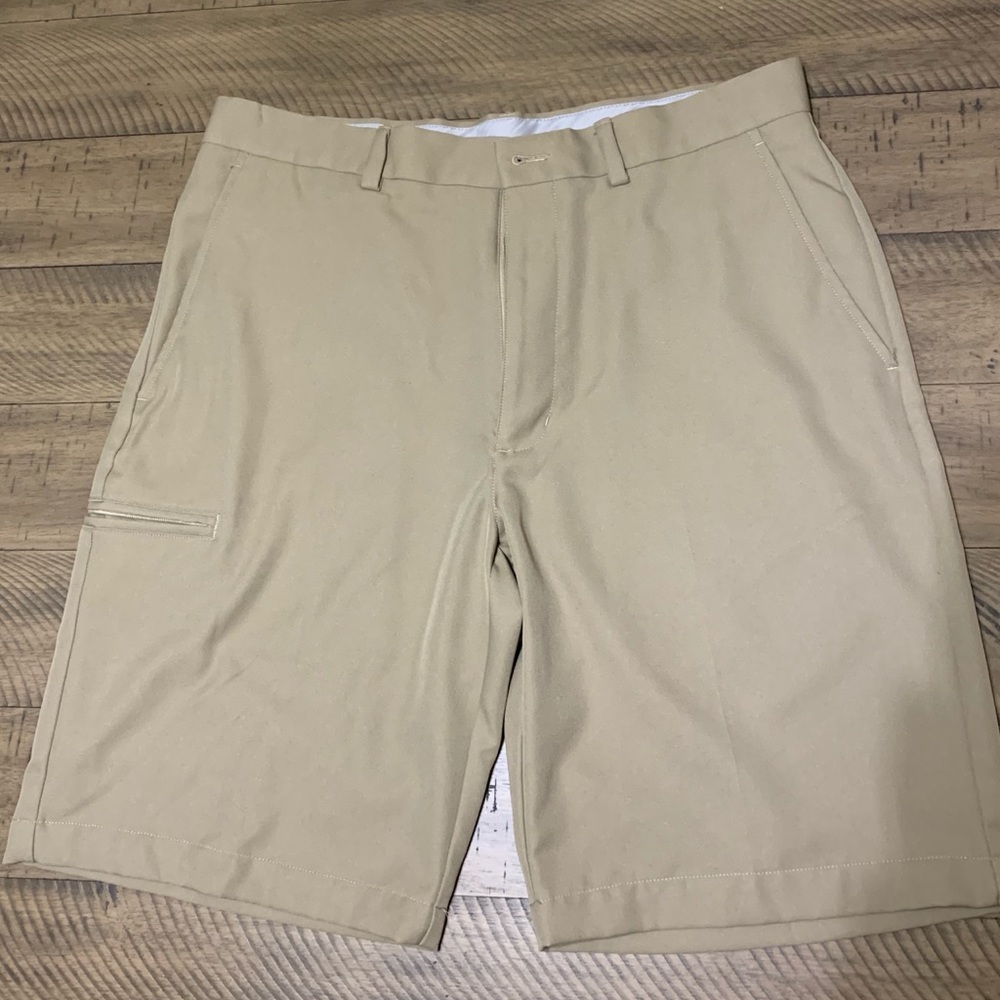 Men’s PGA Tour Shorts
